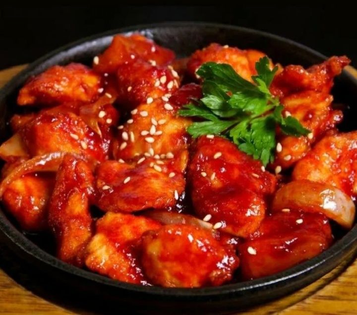 Как приготовить курицу в кисло-сладком соусе с хрустящей корочкой