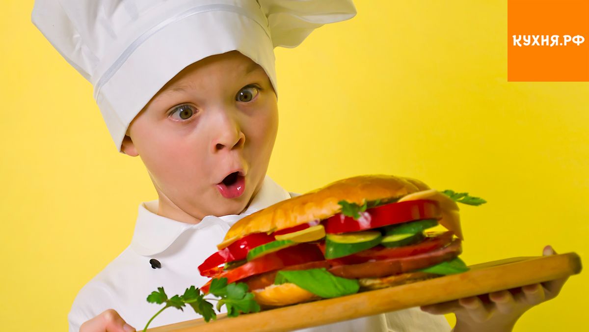 Почему детям стоит доверить кухню