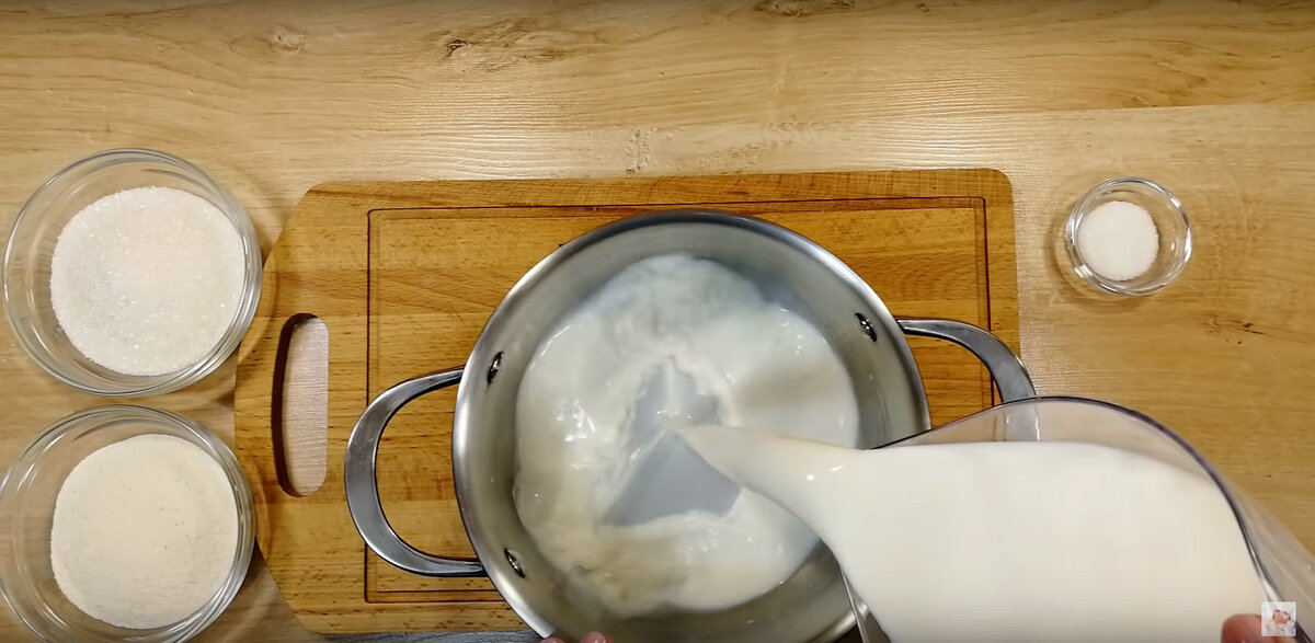 Как приготовить необычное мороженое из манки