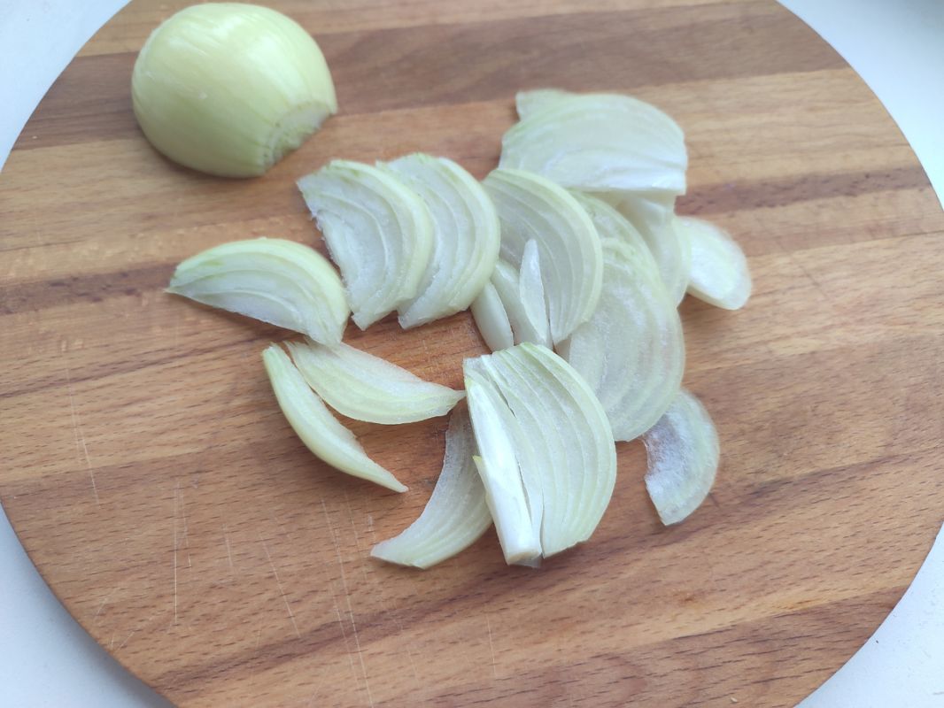 Теплый салат, который согреет в холодные дни и поднимет настроение