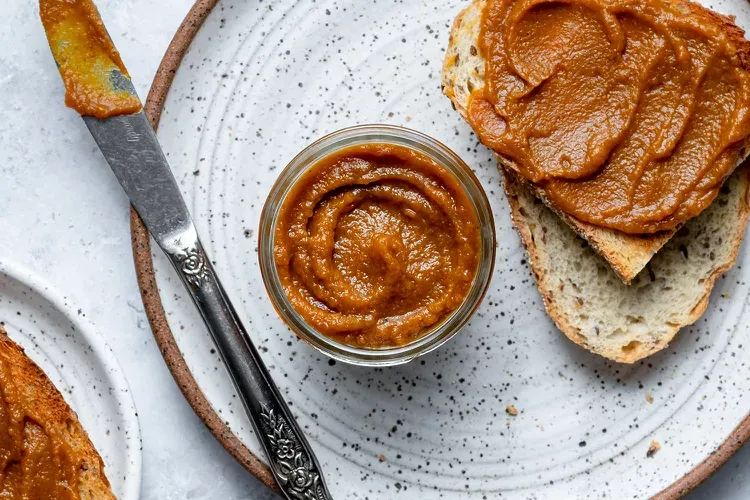 Как приготовить тыквенное масло-карамель для идеального завтрака