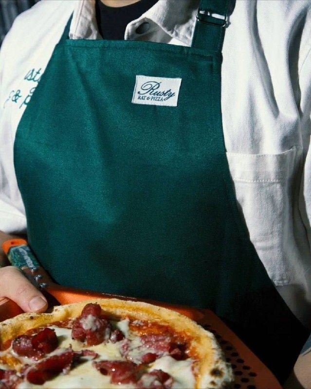 �� �����-������ ��������� � �������� ����� �������� Rusty Rat & Pizza