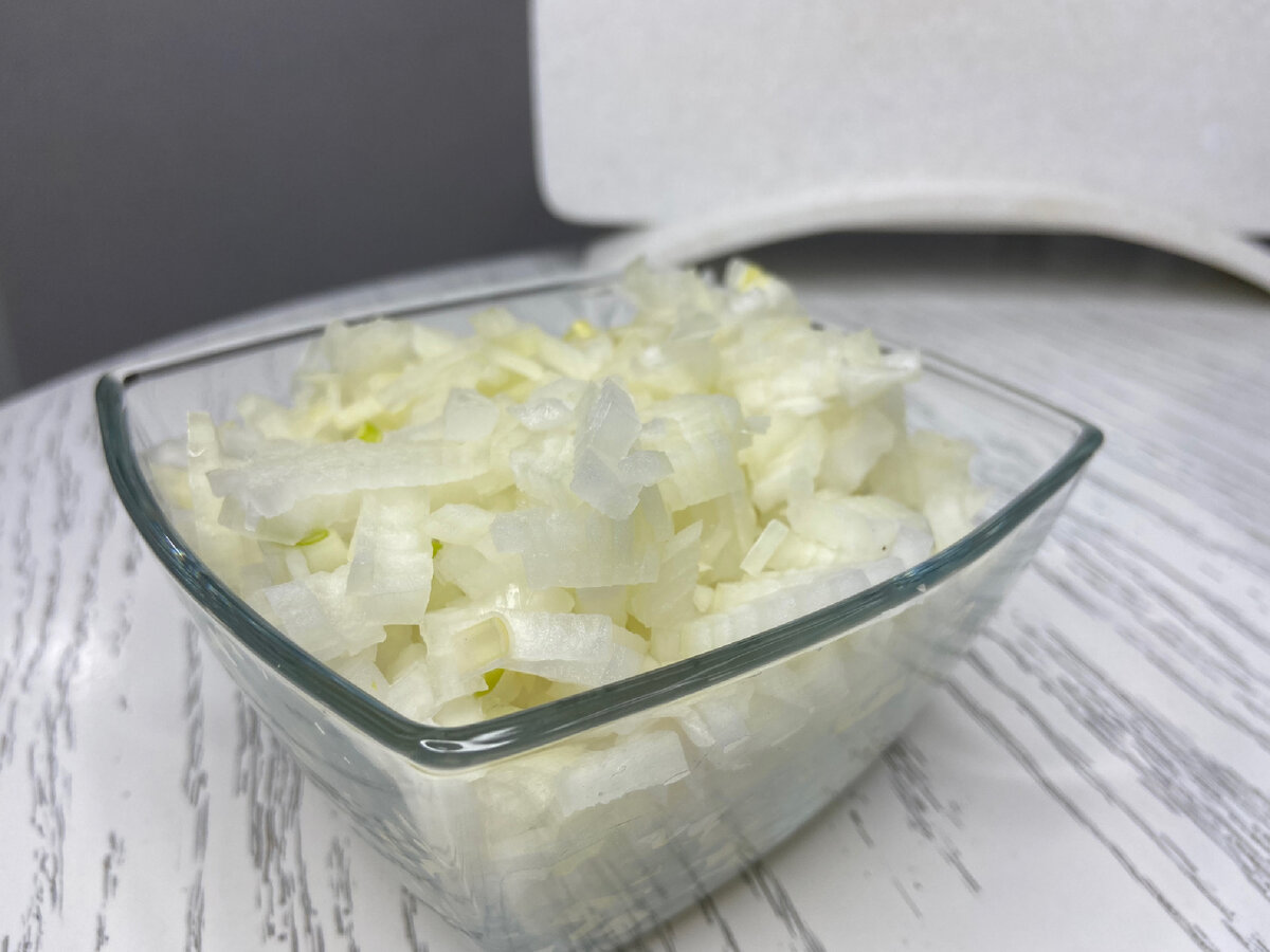 Вкусные луковые оладьи, которые поднимают настроение