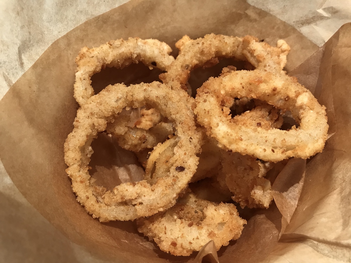 Как вкусно приготовить луковые кольца, как в пивном баре