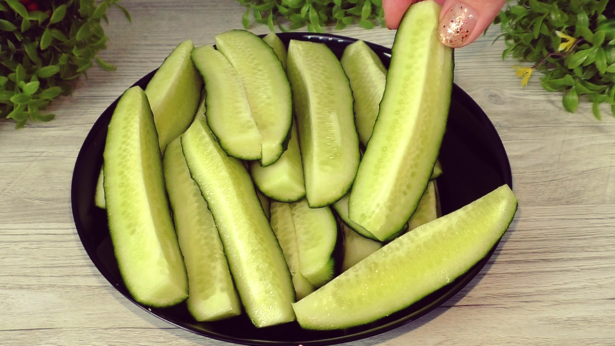 Простые рецепты хрустящих малосольных огурцов всего за час