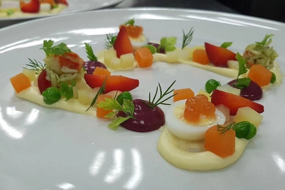 Магия традиционного оливье: новый взгляд на советскую классику