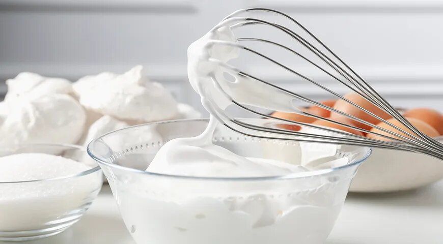 Как добиться идеального безе: сравнение духовки, мультиварки и микроволновки