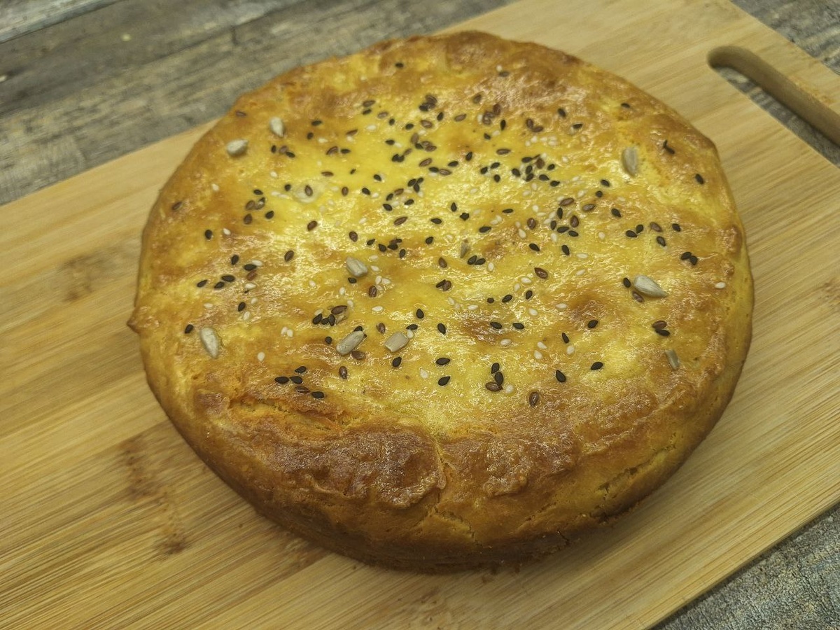 Сытный пирог с курицей и картофелем: идеальное угощение для всей семьи