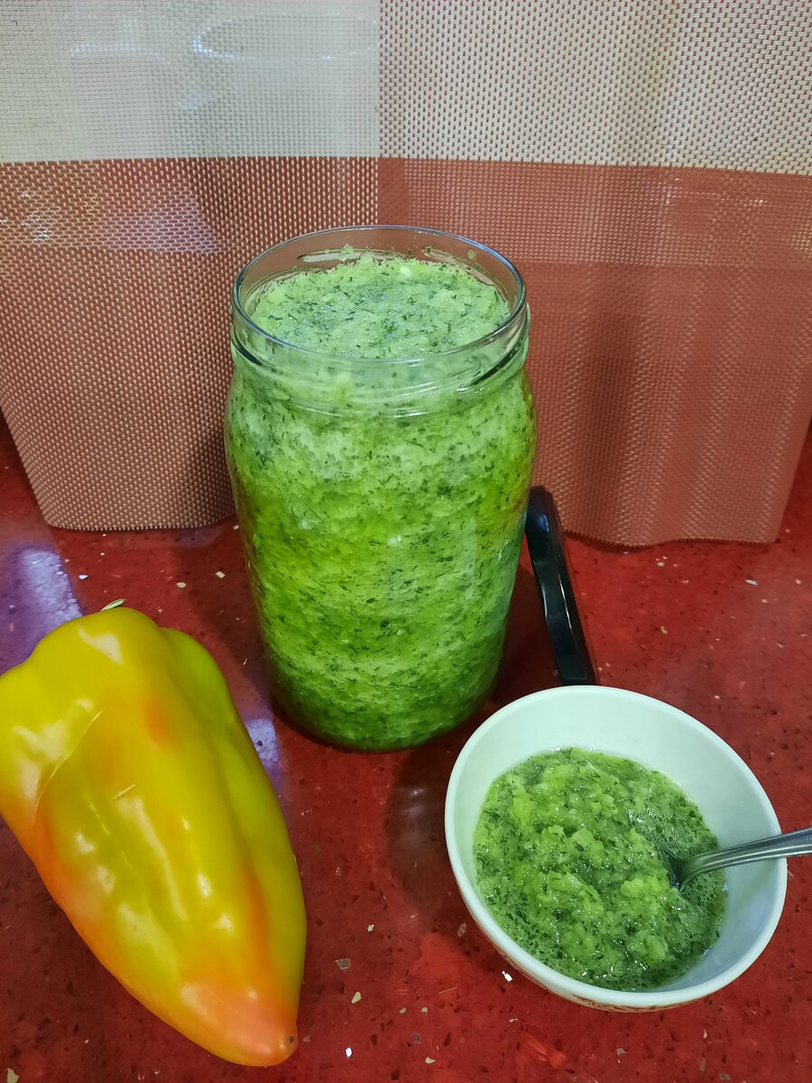 Откройте для себя зеленую аджику: пикантное наслаждение за 20 минут