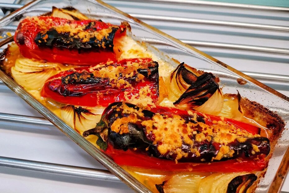 Непревзойденный фаршированный перец рамиро: простой и аппетитный рецепт