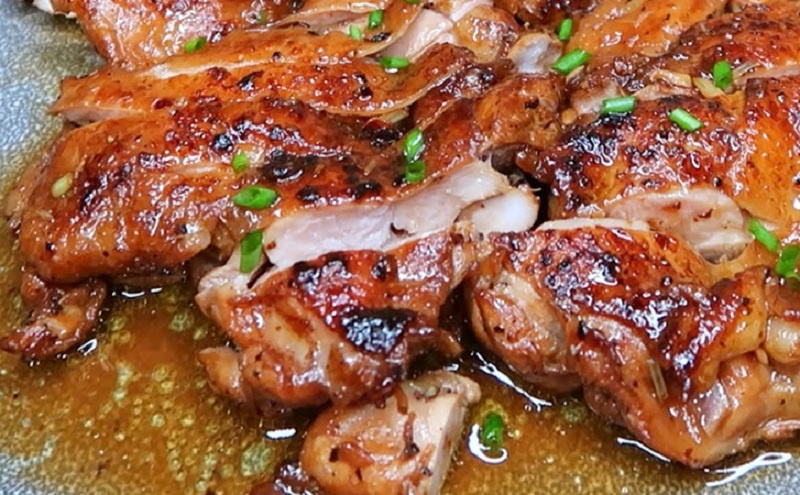 Приготовление курицы без костей с чесноком и соевым соусом: секреты изысканного вкуса за 15 минут