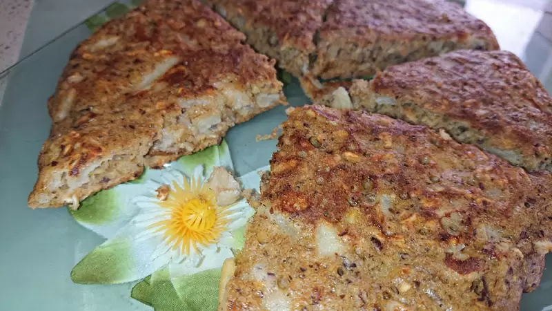 Новый взгляд на привычный завтрак: блинчики с яблочным вкусом