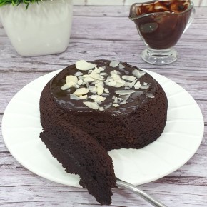 Вкусный кладезь здоровья: Нежный шоколадно-яблочный кекс в кружке за 10 минут