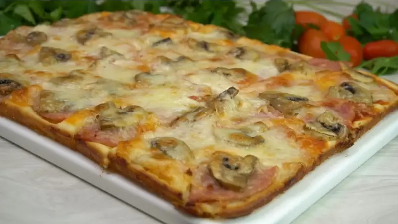 Открытый пирог "Дежурный": простой и аппетитный рецепт