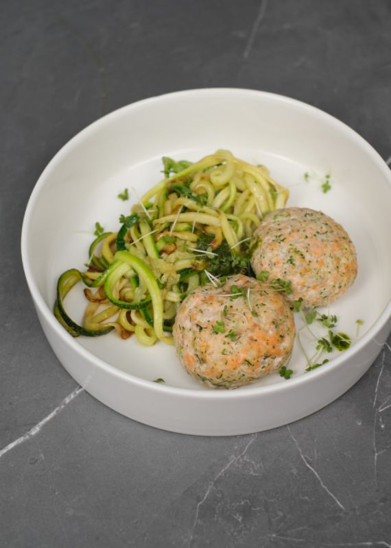 Легкие рыбные тефтели с брокколи: вкусный обед на каждый день