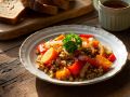 Простота и вкус: гречка с овощами по деревенски